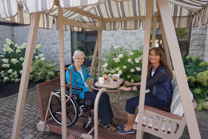 Wheelchair Accessible Swing (Nursing - Salem Home)